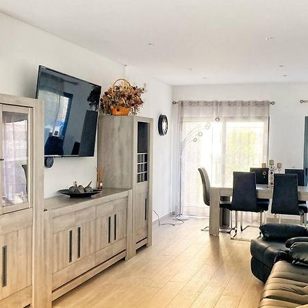 Vivenda Espacosa E Luminosa Villa Quelfes Eksteriør billede