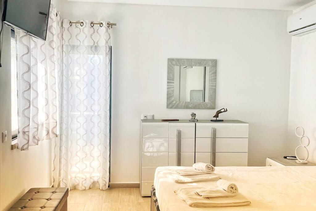 Vivenda Espacosa E Luminosa Villa Quelfes Eksteriør billede